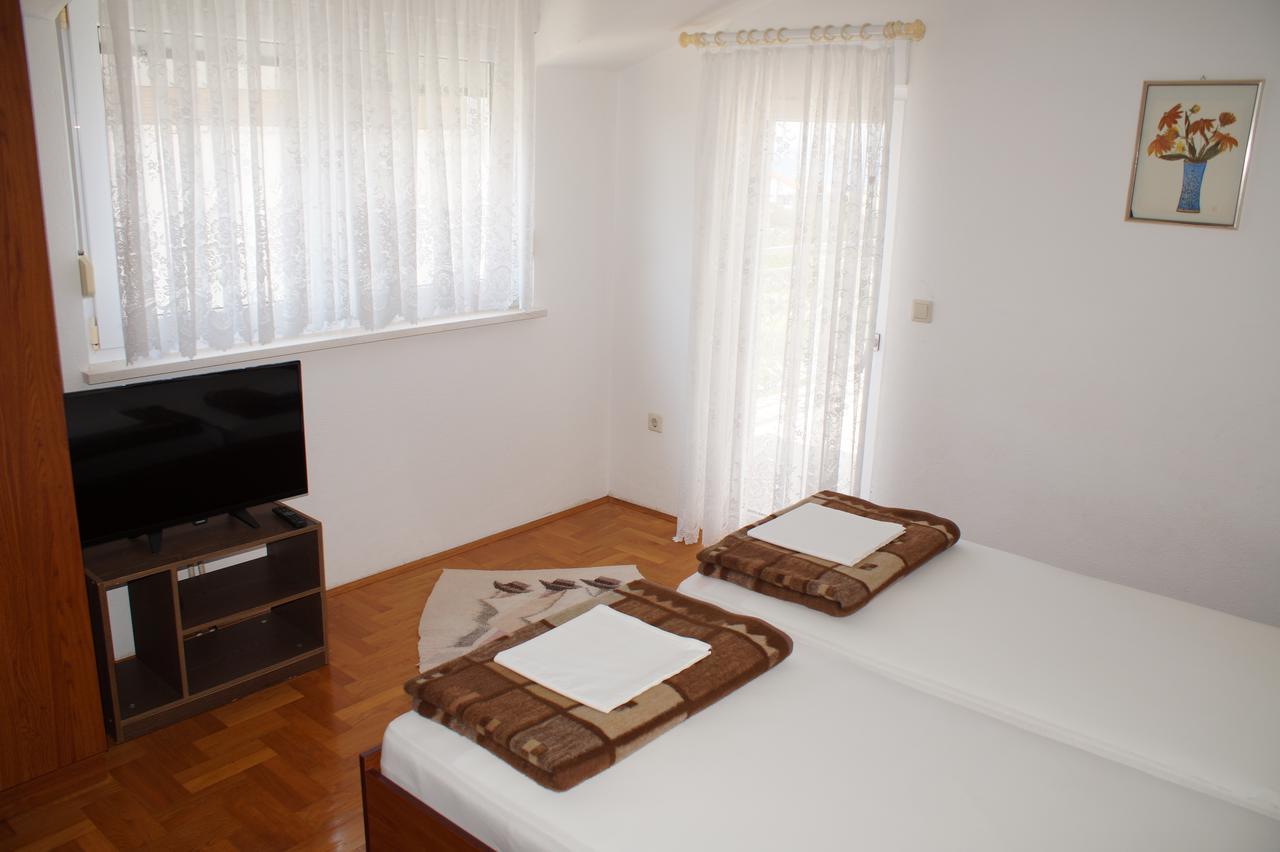 Apartments Brane Подстрана Екстер'єр фото